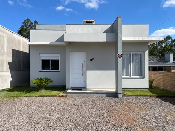 Casa de Alvenaria 3 Dormitórios 115m² - Centro