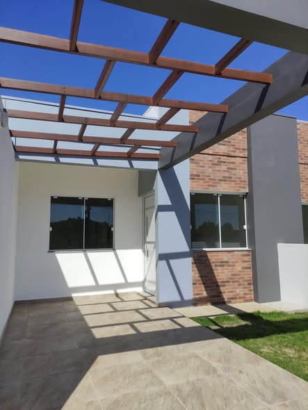 Casa Geminada 2 Dormitórios - Centro